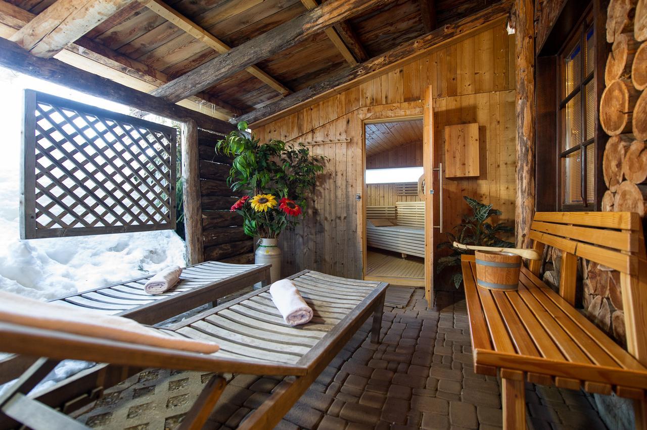 Hotel Sattleggers Alpenhof & Feriensternwarte Greifenburg Exterior foto