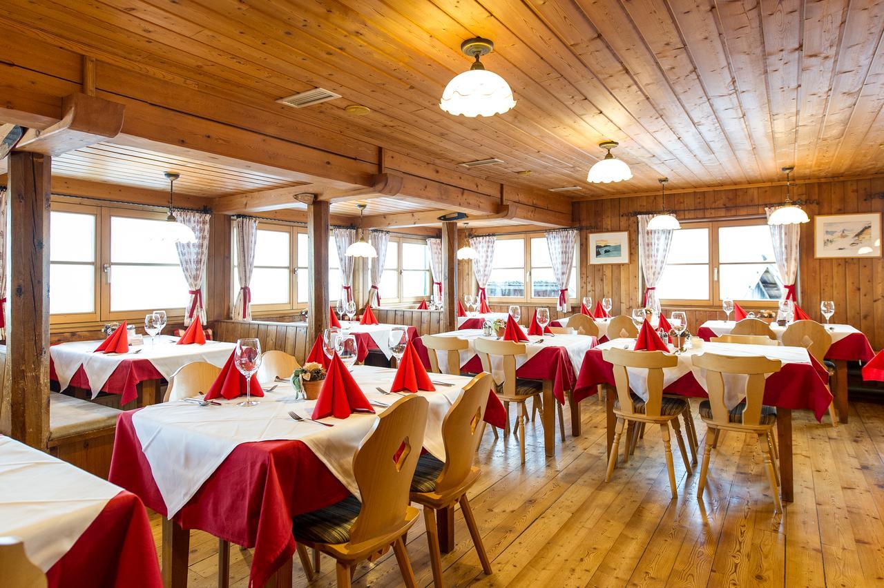 Hotel Sattleggers Alpenhof & Feriensternwarte Greifenburg Exterior foto