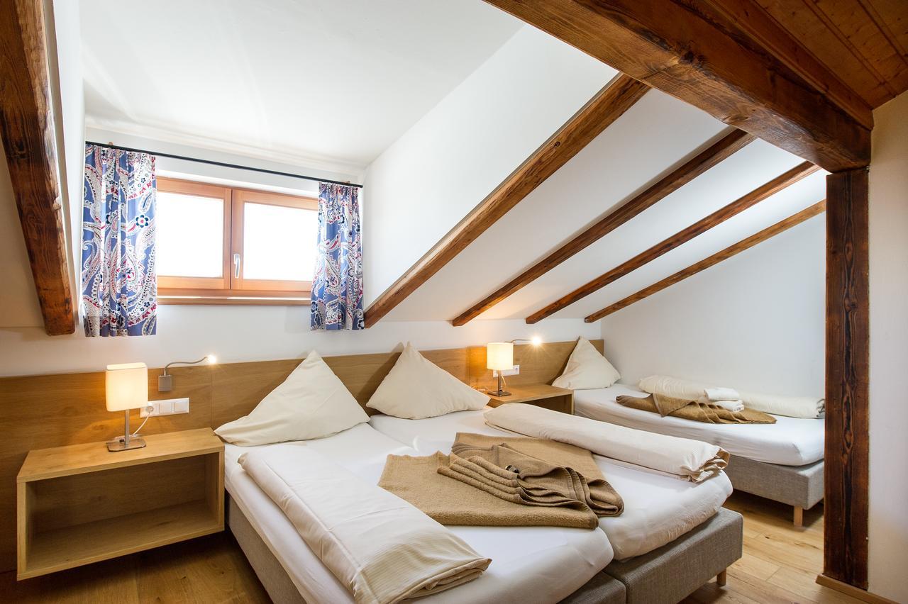 Hotel Sattleggers Alpenhof & Feriensternwarte Greifenburg Exterior foto